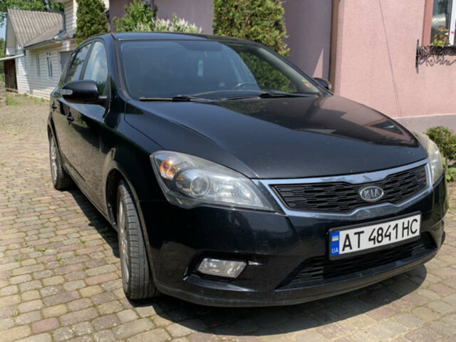 Черный Киа Сид, объемом двигателя 1.58 л и пробегом 260 тыс. км за 6500 $, фото 1 на Automoto.ua