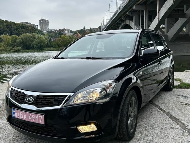 Чорний Кіа Сід, об'ємом двигуна 1.4 л та пробігом 178 тис. км за 6800 $, фото 1 на Automoto.ua