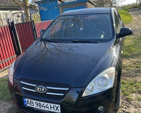 Черный Киа Сид, объемом двигателя 1.4 л и пробегом 169 тыс. км за 5400 $, фото 1 на Automoto.ua