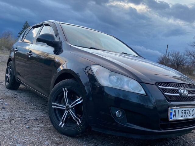 Черный Киа Сид, объемом двигателя 1.6 л и пробегом 210 тыс. км за 5299 $, фото 1 на Automoto.ua