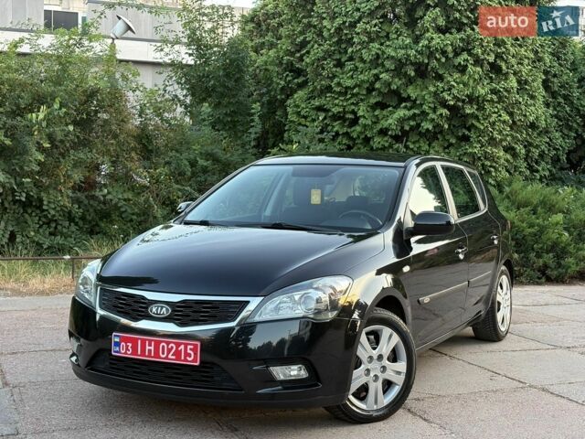 Чорний Кіа Сід, об'ємом двигуна 1.4 л та пробігом 191 тис. км за 6300 $, фото 1 на Automoto.ua