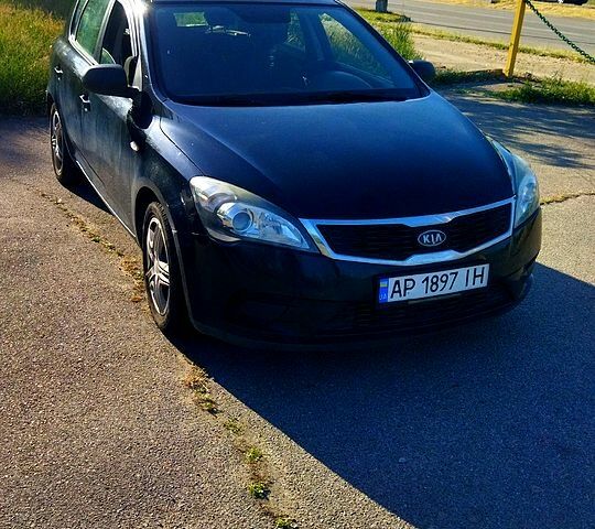 Черный Киа Сид, объемом двигателя 1.6 л и пробегом 251 тыс. км за 5999 $, фото 1 на Automoto.ua