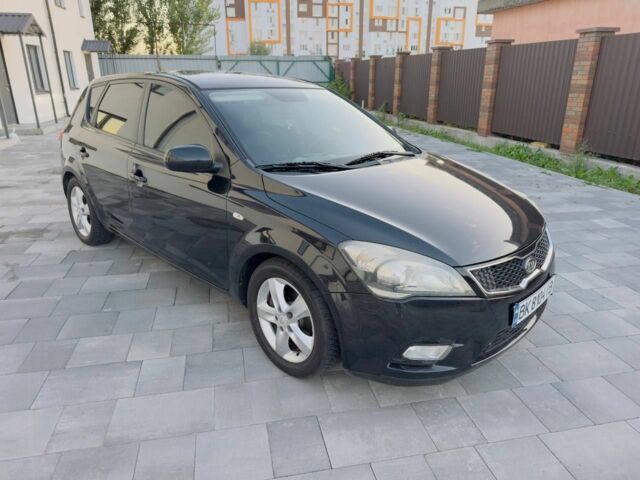 Чорний Кіа Сід, об'ємом двигуна 1.6 л та пробігом 185 тис. км за 6800 $, фото 1 на Automoto.ua