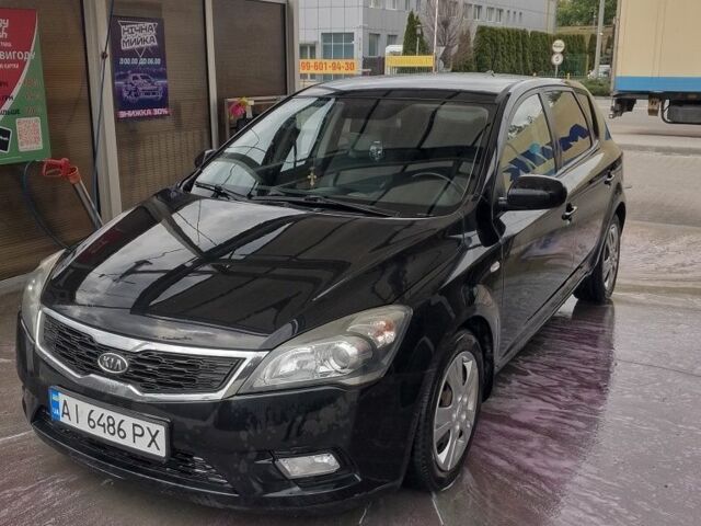 Черный Киа Сид, объемом двигателя 1.6 л и пробегом 246 тыс. км за 6500 $, фото 1 на Automoto.ua