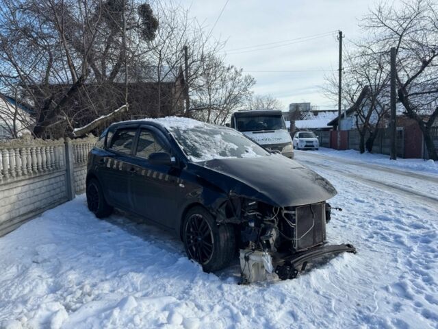 Черный Киа Сид, объемом двигателя 1.6 л и пробегом 200 тыс. км за 2999 $, фото 1 на Automoto.ua