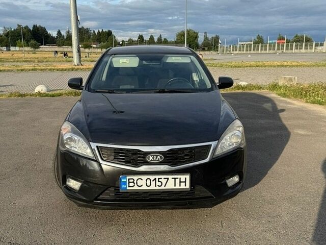 Чорний Кіа Сід, об'ємом двигуна 1.59 л та пробігом 200 тис. км за 6700 $, фото 1 на Automoto.ua