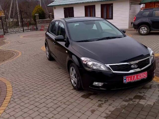 Чорний Кіа Сід, об'ємом двигуна 1.4 л та пробігом 114 тис. км за 6850 $, фото 1 на Automoto.ua