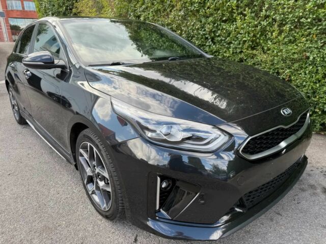Чорний Кіа Сід, об'ємом двигуна 1 л та пробігом 42 тис. км за 14600 $, фото 1 на Automoto.ua