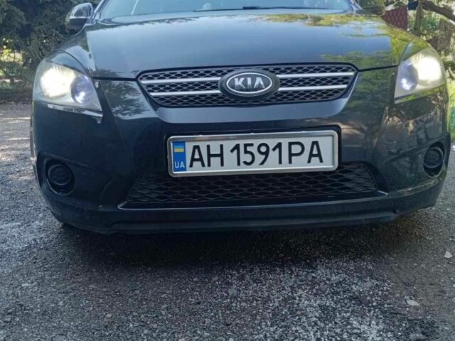 Чорний Кіа Сід, об'ємом двигуна 1.4 л та пробігом 179 тис. км за 5500 $, фото 1 на Automoto.ua
