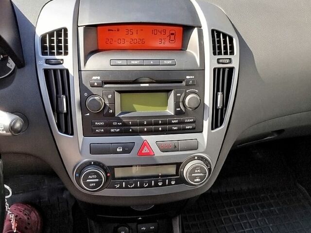 Чорний Кіа Сід, об'ємом двигуна 1.6 л та пробігом 230 тис. км за 6000 $, фото 1 на Automoto.ua