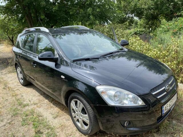 Чорний Кіа Сід, об'ємом двигуна 1.6 л та пробігом 100 тис. км за 6500 $, фото 1 на Automoto.ua