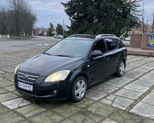 Черный Киа Сид, объемом двигателя 1.6 л и пробегом 207 тыс. км за 5500 $, фото 1 на Automoto.ua
