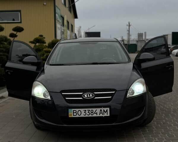 Чорний Кіа Сід, об'ємом двигуна 1.4 л та пробігом 184 тис. км за 5499 $, фото 1 на Automoto.ua