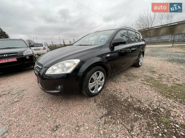 Черный Киа Сид, объемом двигателя 1.4 л и пробегом 256 тыс. км за 5200 $, фото 1 на Automoto.ua