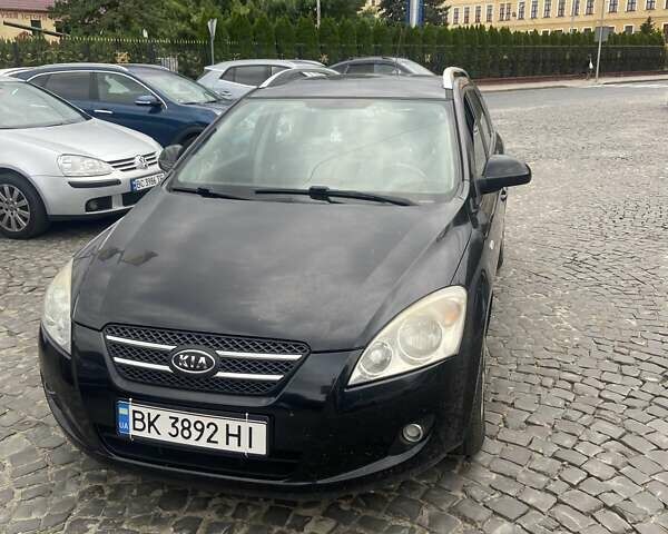 Черный Киа Сид, объемом двигателя 1.4 л и пробегом 227 тыс. км за 4800 $, фото 1 на Automoto.ua