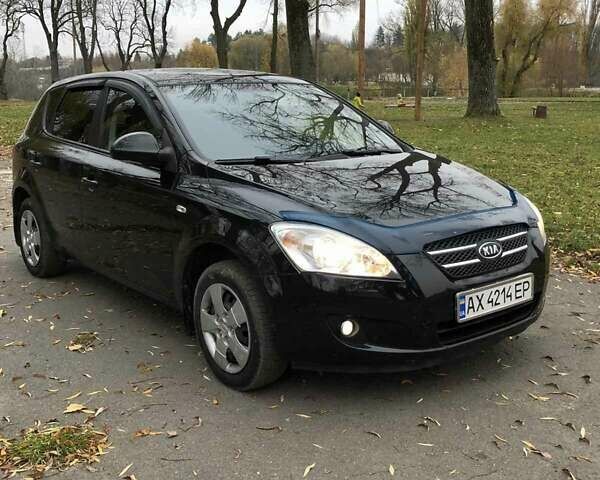 Черный Киа Сид, объемом двигателя 1.4 л и пробегом 181 тыс. км за 4450 $, фото 1 на Automoto.ua