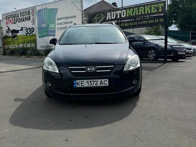Черный Киа Сид, объемом двигателя 1.6 л и пробегом 246 тыс. км за 5500 $, фото 1 на Automoto.ua