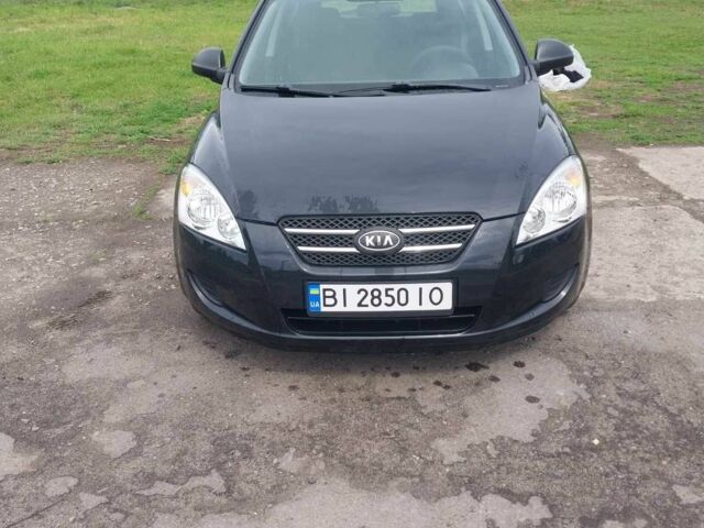 Черный Киа Сид, объемом двигателя 0 л и пробегом 225 тыс. км за 5950 $, фото 1 на Automoto.ua