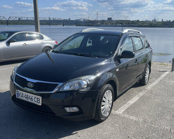 Чорний Кіа Сід, об'ємом двигуна 1.4 л та пробігом 211 тис. км за 5900 $, фото 1 на Automoto.ua