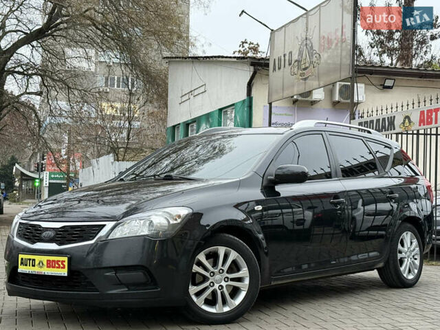 Черный Киа Сид, объемом двигателя 1.59 л и пробегом 285 тыс. км за 6500 $, фото 1 на Automoto.ua