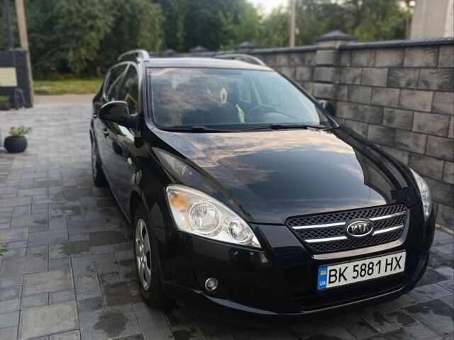 Чорний Кіа Сід, об'ємом двигуна 1.4 л та пробігом 182 тис. км за 5500 $, фото 1 на Automoto.ua