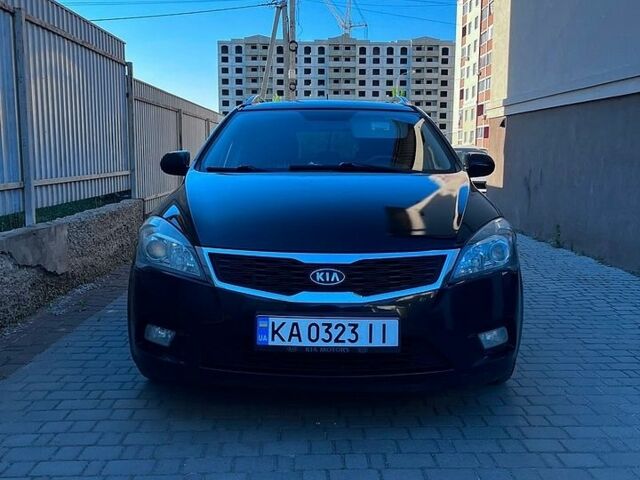 Чорний Кіа Сід, об'ємом двигуна 1.59 л та пробігом 313 тис. км за 5400 $, фото 1 на Automoto.ua
