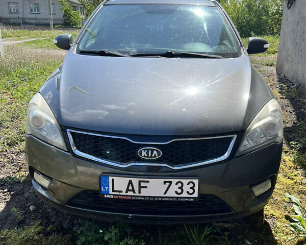 Черный Киа Сид, объемом двигателя 0 л и пробегом 263 тыс. км за 3100 $, фото 1 на Automoto.ua