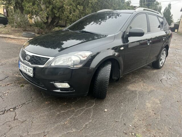 Чорний Кіа Сід, об'ємом двигуна 1.6 л та пробігом 244 тис. км за 6500 $, фото 1 на Automoto.ua