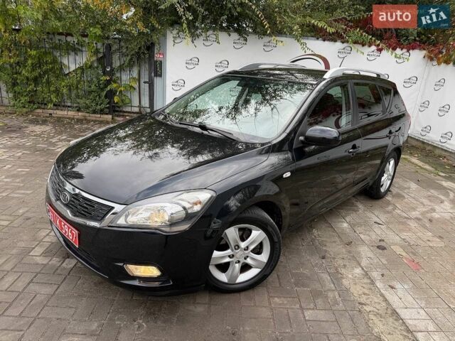 Черный Киа Сид, объемом двигателя 1.4 л и пробегом 180 тыс. км за 6500 $, фото 1 на Automoto.ua