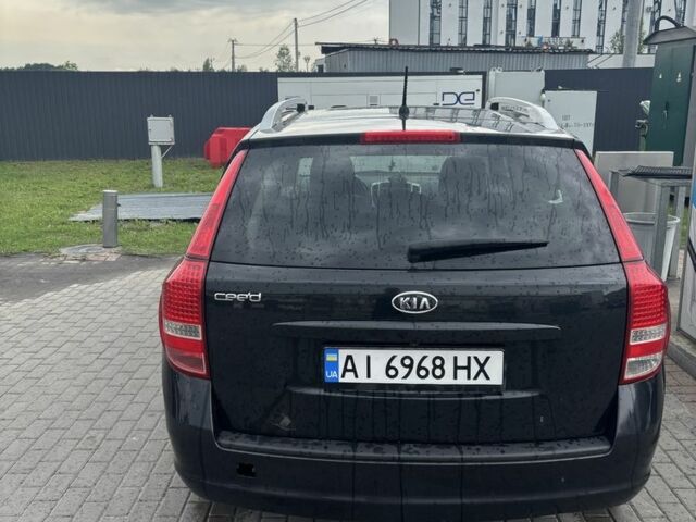 Черный Киа Сид, объемом двигателя 0 л и пробегом 360 тыс. км за 5500 $, фото 1 на Automoto.ua