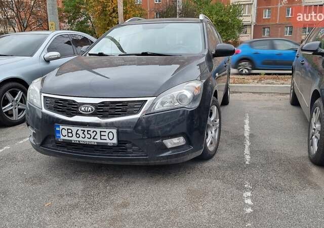 Черный Киа Сид, объемом двигателя 1.4 л и пробегом 240 тыс. км за 7100 $, фото 1 на Automoto.ua