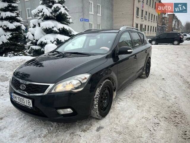 Чорний Кіа Сід, об'ємом двигуна 1.59 л та пробігом 195 тис. км за 6800 $, фото 1 на Automoto.ua