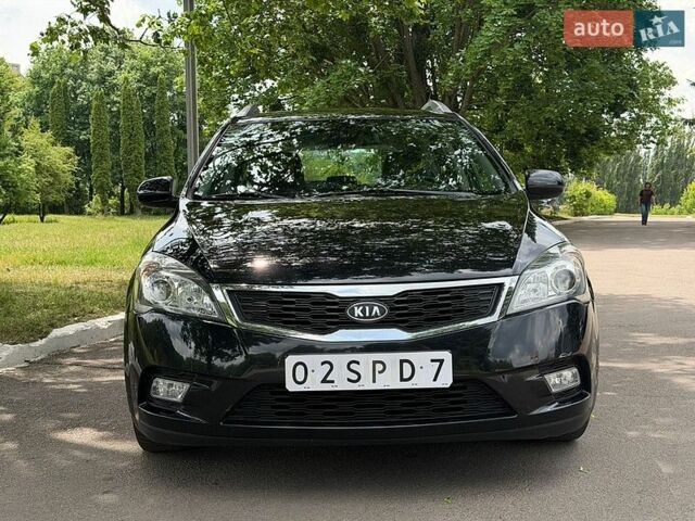 Черный Киа Сид, объемом двигателя 1.4 л и пробегом 232 тыс. км за 6500 $, фото 1 на Automoto.ua
