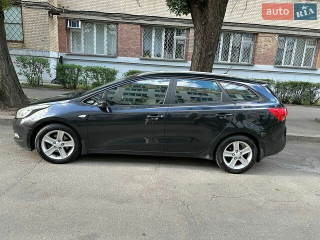 Чорний Кіа Сід, об'ємом двигуна 1.6 л та пробігом 320 тис. км за 7500 $, фото 1 на Automoto.ua