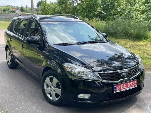 Черный Киа Сид, объемом двигателя 1.6 л и пробегом 205 тыс. км за 8550 $, фото 1 на Automoto.ua