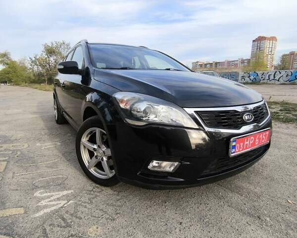 Черный Киа Сид, объемом двигателя 1.6 л и пробегом 206 тыс. км за 7900 $, фото 1 на Automoto.ua