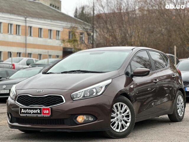 Коричневий Кіа Сід, об'ємом двигуна 1.6 л та пробігом 139 тис. км за 8990 $, фото 1 на Automoto.ua