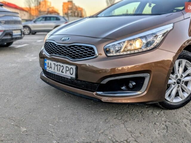 Коричневый Киа Сид, объемом двигателя 1.59 л и пробегом 118 тыс. км за 13500 $, фото 1 на Automoto.ua