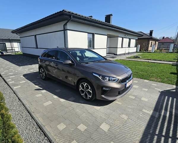 Коричневый Киа Сид, объемом двигателя 1.6 л и пробегом 109 тыс. км за 19500 $, фото 1 на Automoto.ua