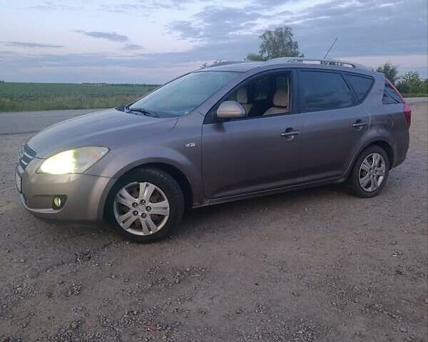 Коричневий Кіа Сід, об'ємом двигуна 1.6 л та пробігом 330 тис. км за 5700 $, фото 1 на Automoto.ua