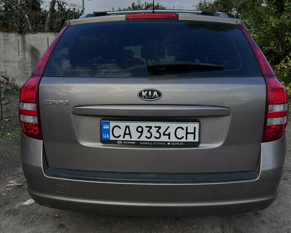 Коричневый Киа Сид, объемом двигателя 1.6 л и пробегом 266 тыс. км за 5300 $, фото 1 на Automoto.ua