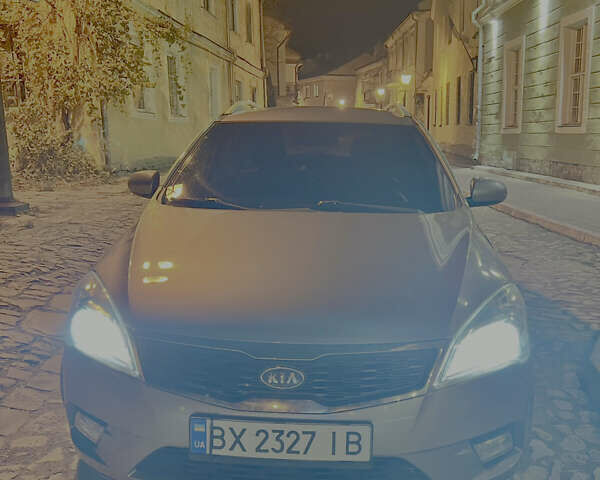 Коричневый Киа Сид, объемом двигателя 1.6 л и пробегом 183 тыс. км за 8500 $, фото 1 на Automoto.ua