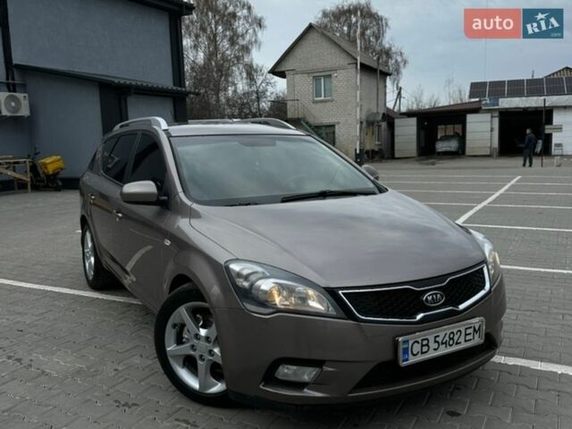 Коричневий Кіа Сід, об'ємом двигуна 1.58 л та пробігом 250 тис. км за 7800 $, фото 1 на Automoto.ua