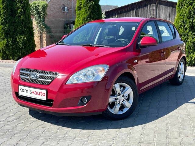 Червоний Кіа Сід, об'ємом двигуна 2 л та пробігом 164 тис. км за 6199 $, фото 1 на Automoto.ua