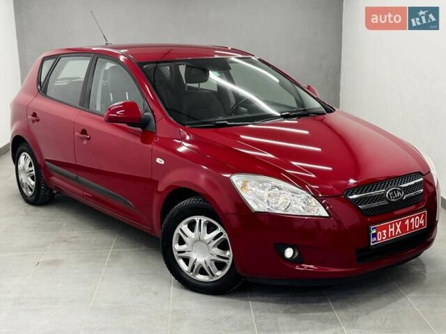 Червоний Кіа Сід, об'ємом двигуна 1.6 л та пробігом 128 тис. км за 7499 $, фото 1 на Automoto.ua