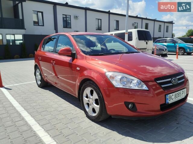 Красный Киа Сид, объемом двигателя 1.98 л и пробегом 223 тыс. км за 6600 $, фото 1 на Automoto.ua