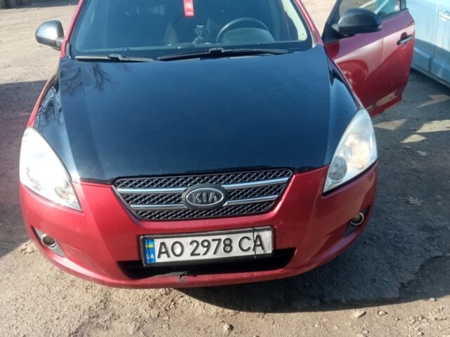 Червоний Кіа Сід, об'ємом двигуна 1.4 л та пробігом 192 тис. км за 4000 $, фото 1 на Automoto.ua