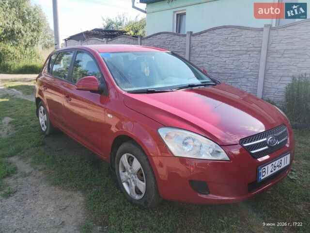 Красный Киа Сид, объемом двигателя 1.59 л и пробегом 182 тыс. км за 6300 $, фото 1 на Automoto.ua