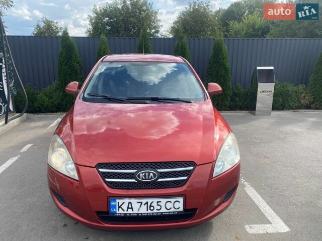 Червоний Кіа Сід, об'ємом двигуна 1.59 л та пробігом 330 тис. км за 4900 $, фото 1 на Automoto.ua