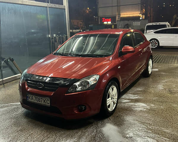 Червоний Кіа Сід, об'ємом двигуна 1.59 л та пробігом 130 тис. км за 5500 $, фото 1 на Automoto.ua